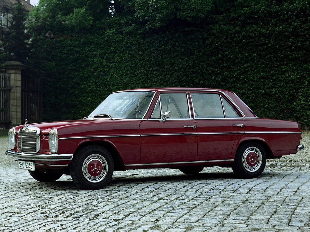 Mercedes-Benz W115 (W115.010, W115.015, W115.110, W115.115) 1 поколение, седан (07.1967 - 08.1973)